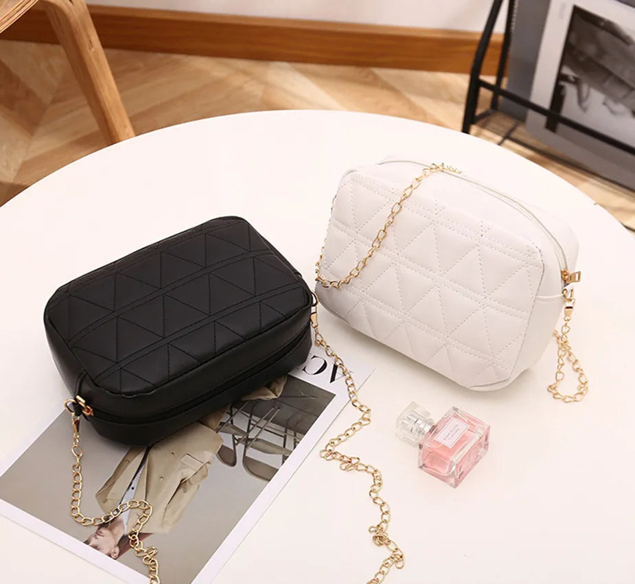 Zephyar - Detail Chain Square Bag ~ white