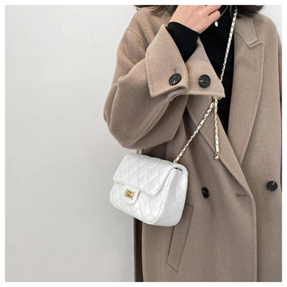 Zephyar ~ Dazzle Chain Crossbody Bag White